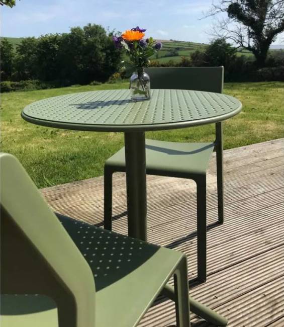 Стол пластиковый обеденный Step + Step Mini агава Ø605х400-765 мм