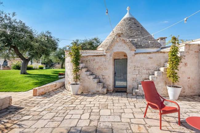 Стол пластиковый обеденный Spritz + Spritz Mini тортора Ø605х400-765 мм Стол пластиковый обеденный Spritz + Spritz Mini тортора Ø605х400-765 мм