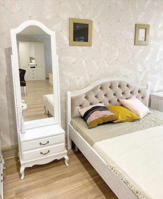 Зеркало напольное Малонн Белый