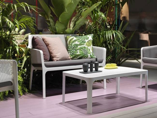 Диван пластиковый Net Bench белый 1160х700х860 мм