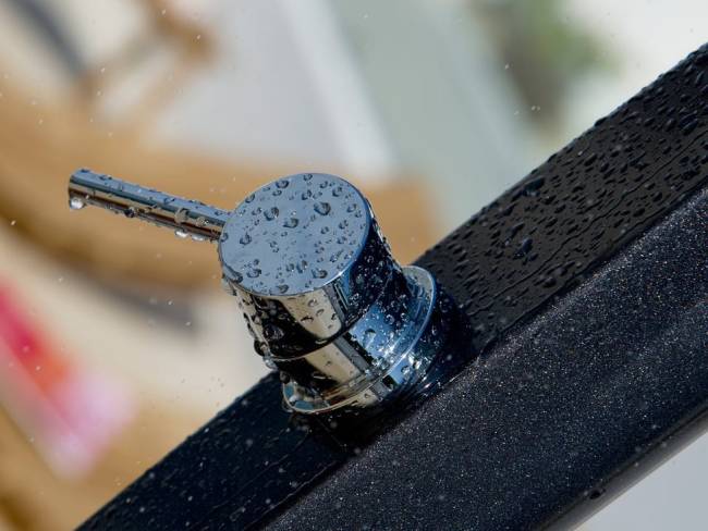 Душ солнечный Happy One F 100 зеленый 165х225х2100 мм