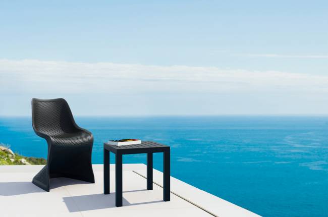 Столик пластиковый для лежака Ocean Side Table черный 450х450х450 мм