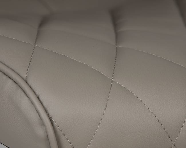 Офисное кресло для руководителей DOBRIN BENJAMIN, серый