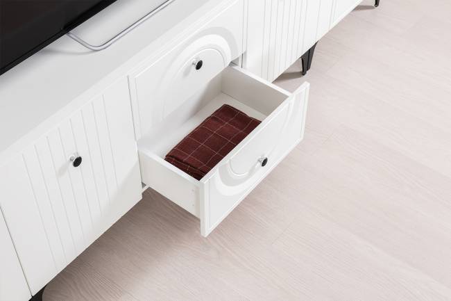 Две ТВ-тумбы и четыре навесных полки Валенсия цвет белый шагрень