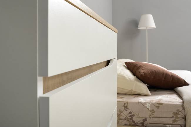 Муссон Кровать 1600 с подъёмным механизмом с тумбой TV 13.276 и зеркалом СВК цвет белый/чёрный/дуб эндгрейн элегантный/кожзам белый