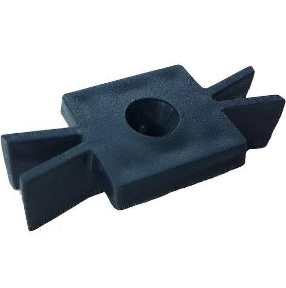 Клипса монтажная с компенсатором зазора, пластиковая